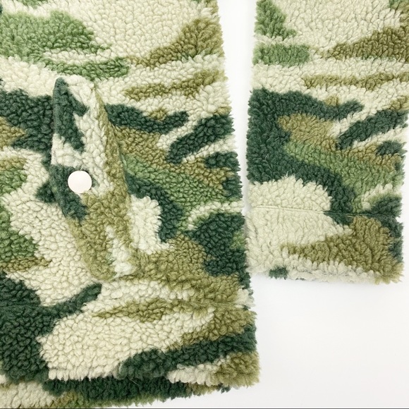 J. Crew Vintage Sherpa Fleece Pullover Jacket Camo Camouflage Olive Army Green - Picture 13 of 16